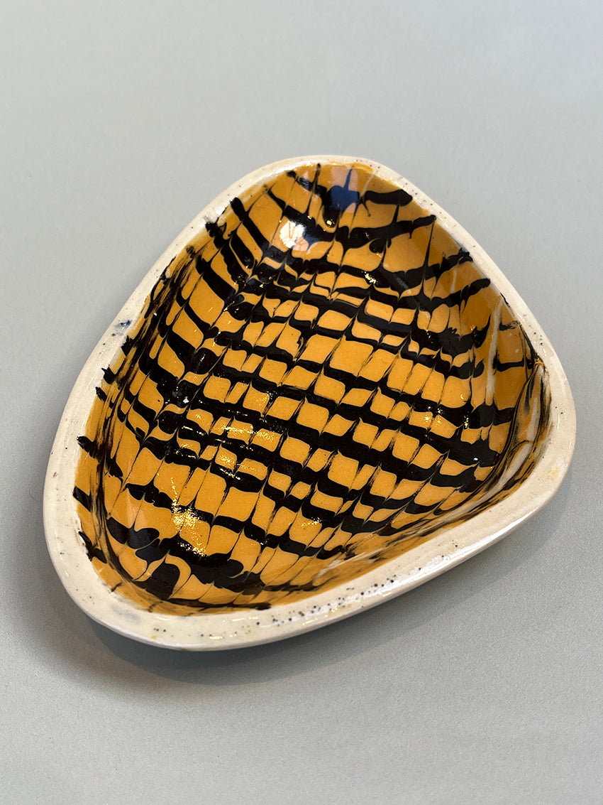 Slipware dish